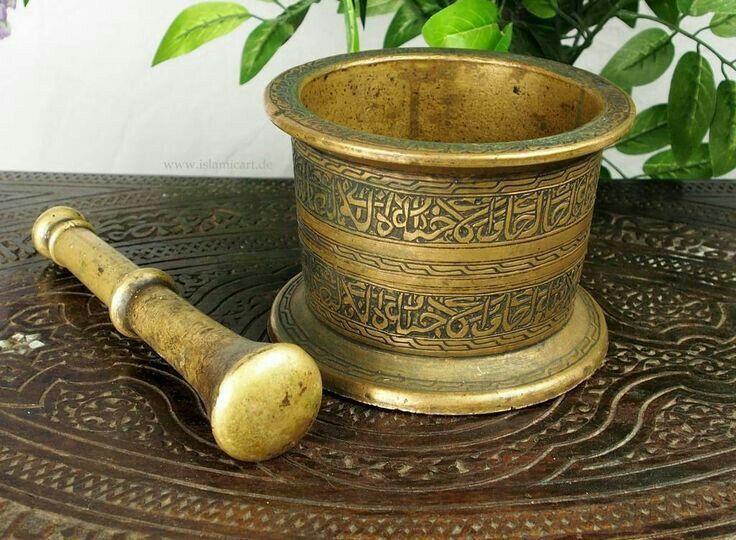 Handcrafted Copper Mortar and Pestle – Traditional Moroccan Spice Grinder (Mehraz)