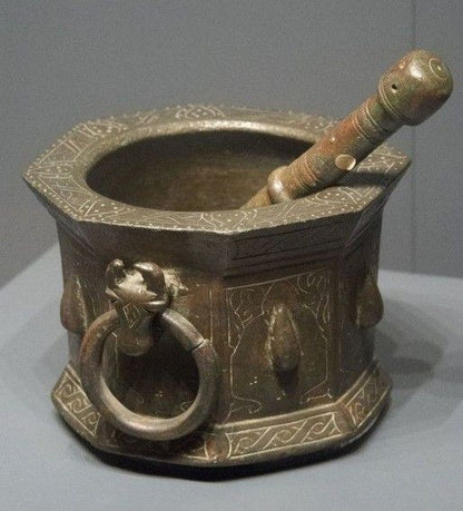 Handcrafted Copper Mortar and Pestle – Traditional Moroccan Spice Grinder (Mehraz)